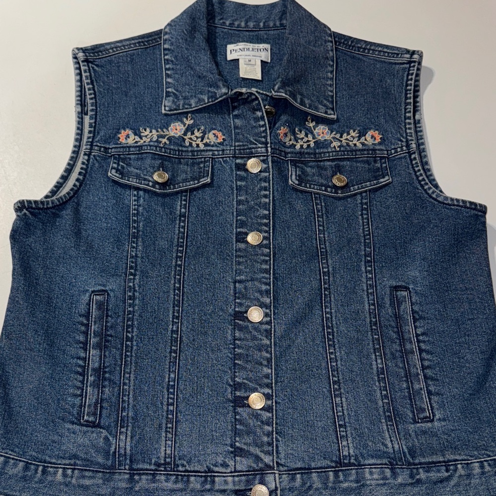 Beautiful Pendleton‎ beaded and embroidered Denim Vest